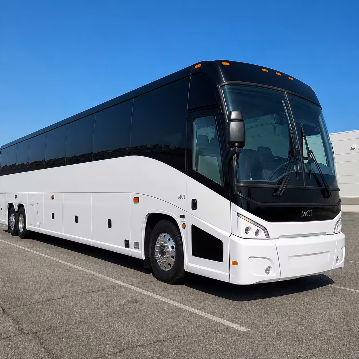 nashville employee bus rentals for daily office commutes