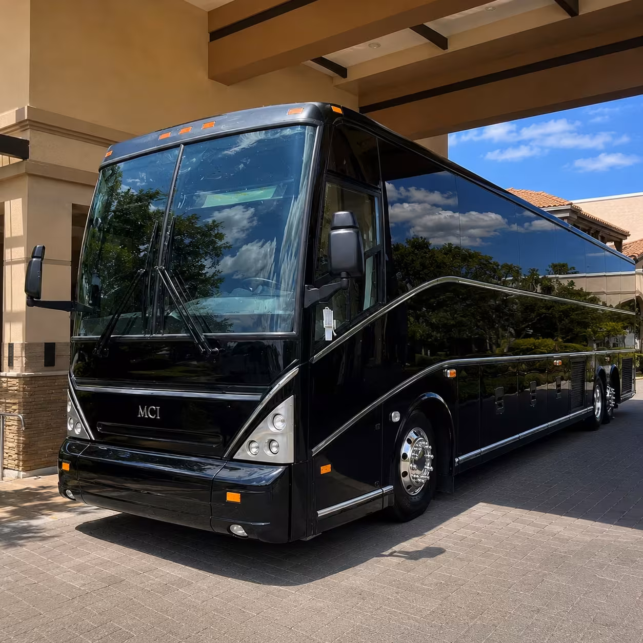 nashville wedding shuttle buses for hotel blocks and venues