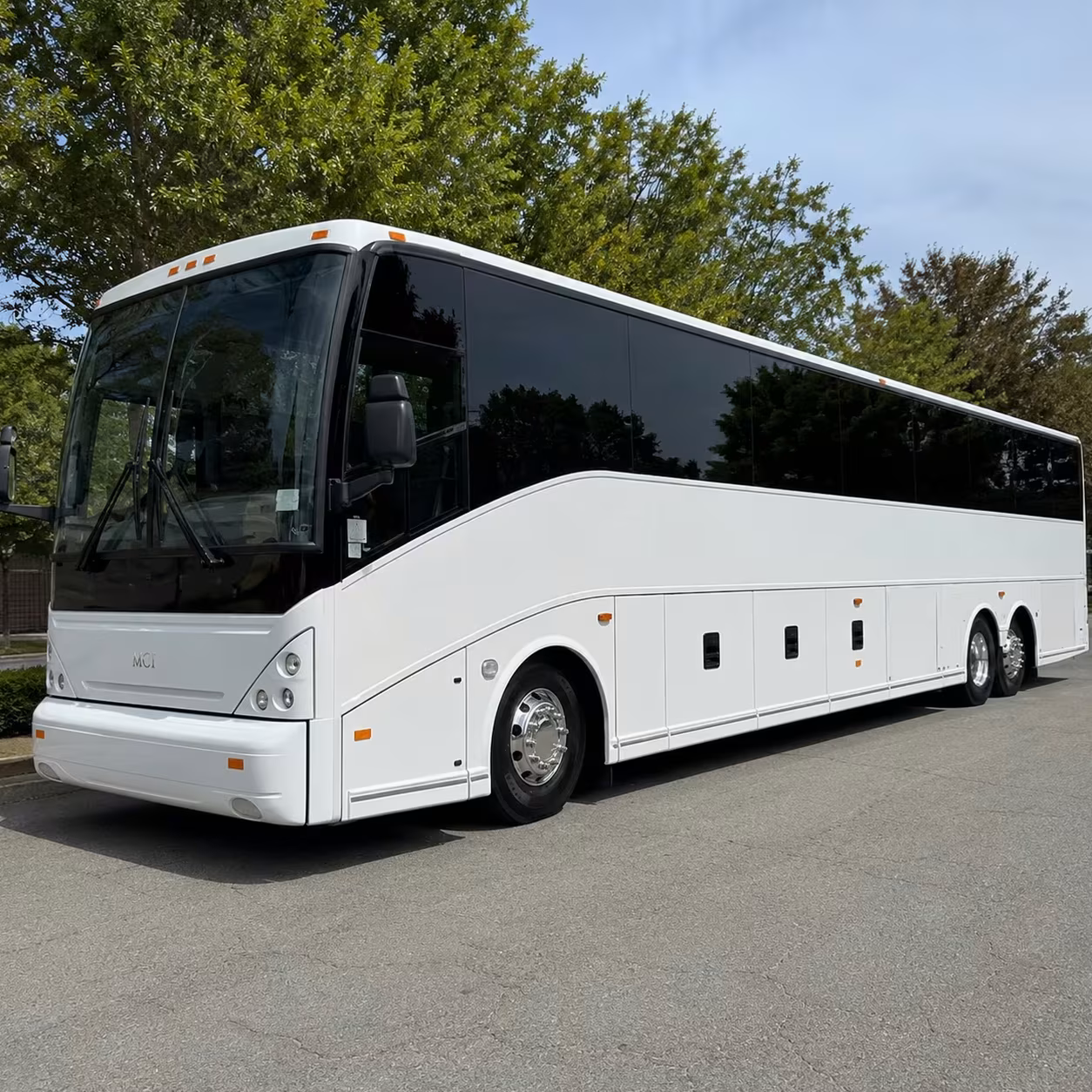 you can find and book airport transportation in nashville and any nearby city